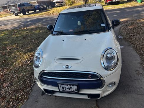 Used 2016 MINI Cooper S FWD image 8