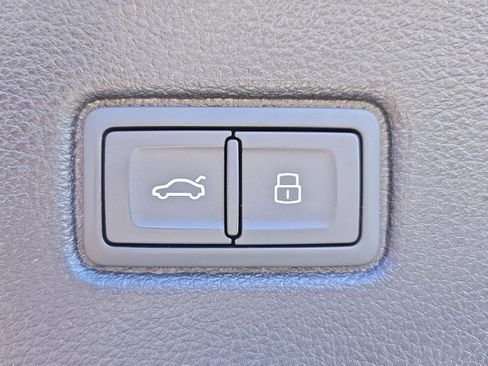 Used 2023 Audi SQ7 Premium Plus image 16