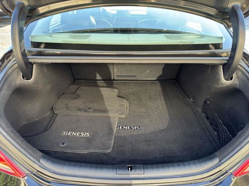 Used 2019 Genesis G70 2.0T Sport image 35