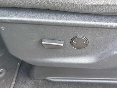 Used 2025 Ford F150 XLT w/ Equipment Group 301A Standard AWD/4WD image 27