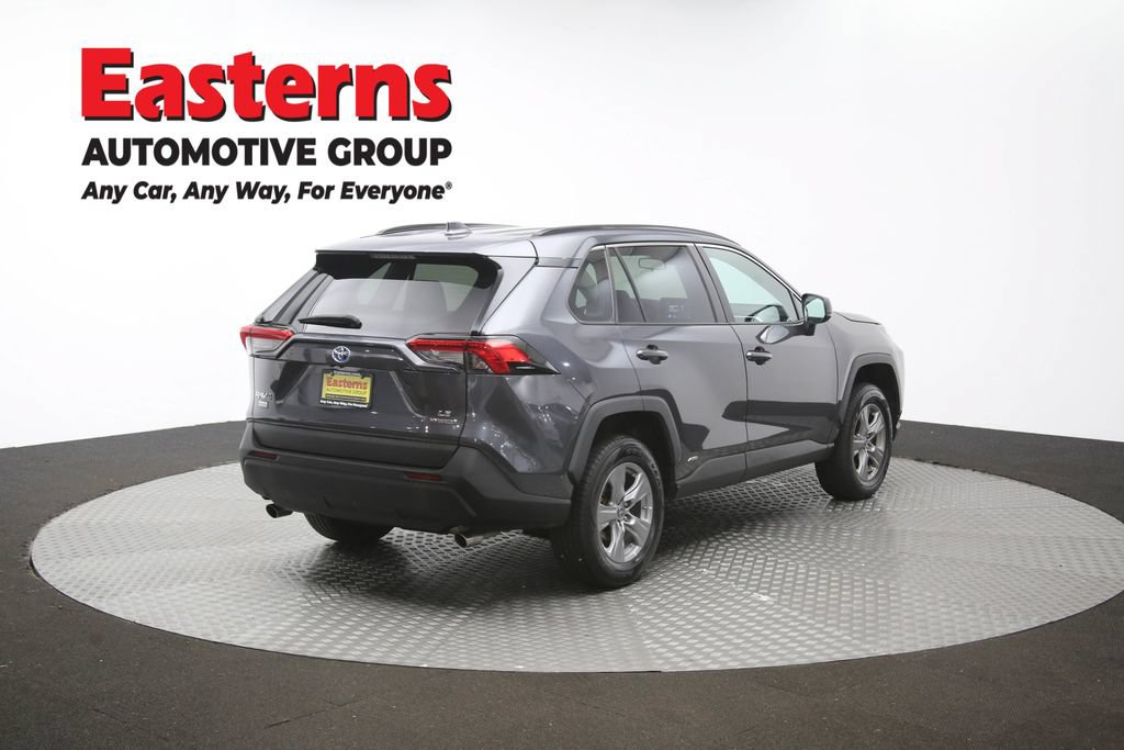 Used 2023 Toyota RAV4 LE AWD/4WD image 40
