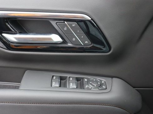 New 2026 Chevrolet Tahoe High Country image 18