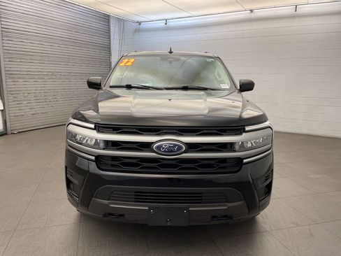 Used 2022 Ford Expedition XLT image 10