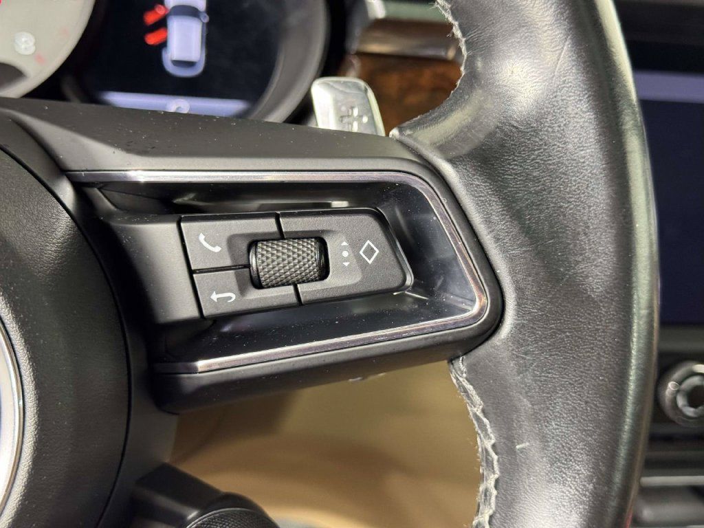Used 2022 Porsche Macan S AWD/4WD image 23