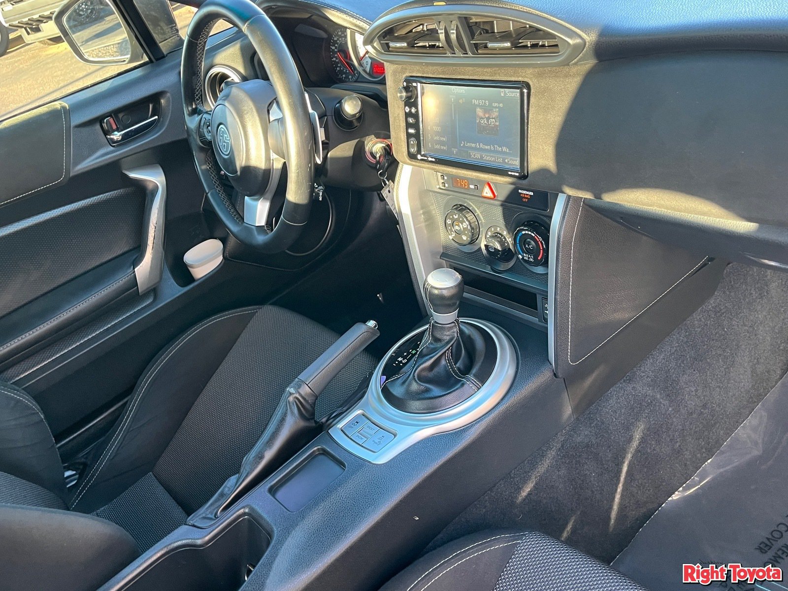 Certified 2017 Toyota 86 RWD image 13