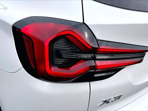 Used 2022 BMW X3 xDrive30i w/ Premium Package 2 image 28