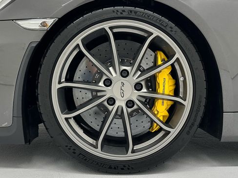 Used 2016 Porsche Cayman GT4 RWD image 8