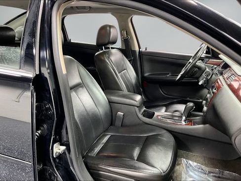 Used 2007 Chevrolet Impala LTZ FWD image 26