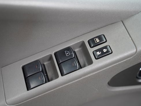 Used 2019 Nissan Frontier SV AWD/4WD image 17