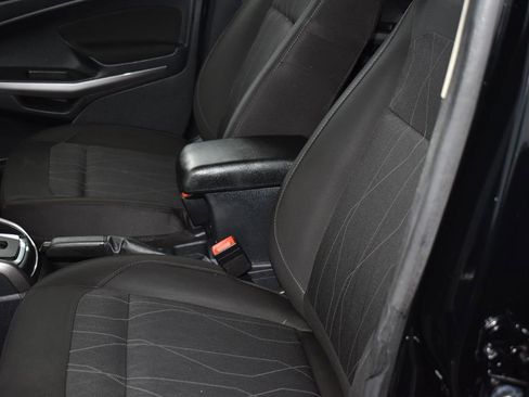 Used 2020 Ford EcoSport SE w/ SE Convenience Package image 10