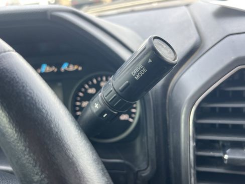 Used 2019 Ford F150 XLT w/ Equipment Group 302A Luxury image 16