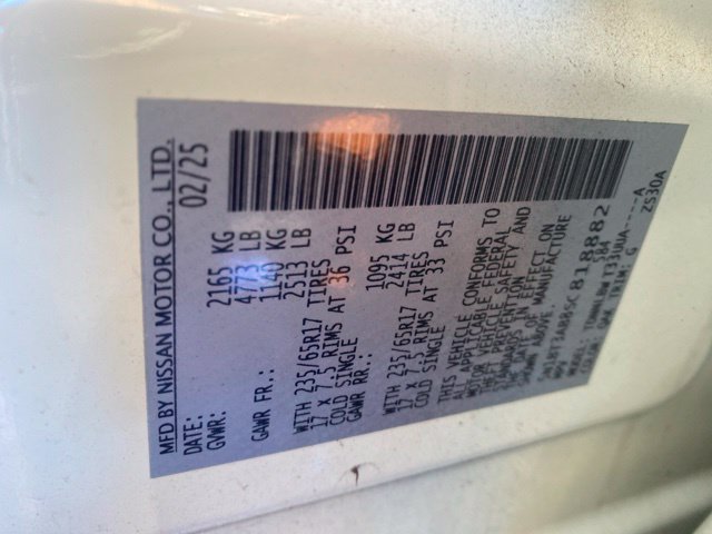 Used 2025 Nissan Rogue S AWD/4WD image 14