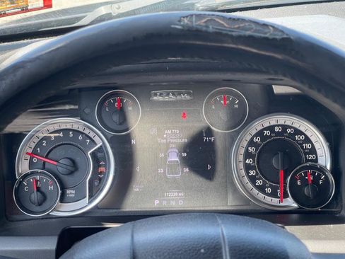 Used 2017 RAM 1500 SLT AWD/4WD image 26
