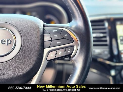 Used 2021 Jeep Grand Cherokee High Altitude image 30