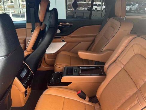 Used 2021 Lincoln Aviator Black Label w/ Dynamic Handling Package image 29