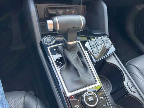 Certified 2024 Kia Sportage SX image 34