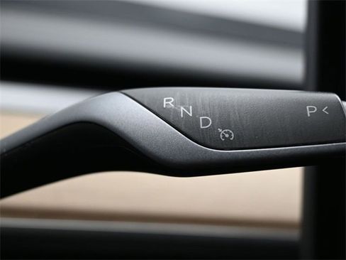 Used 2019 Tesla Model 3 Standard Range Plus image 25