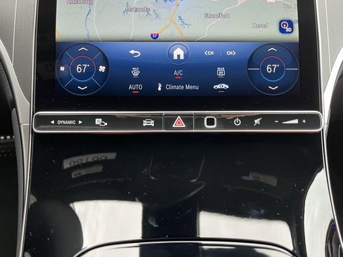 Certified 2025 Mercedes-Benz GLC 300 4MATIC image 39