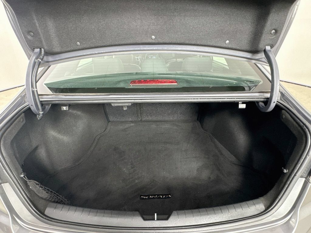 Used 2018 Hyundai Sonata Sport w/ Cargo Package FWD image 27