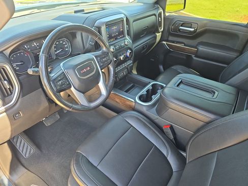 Used 2020 GMC Sierra 1500 Elevation w/ Elevation Value Package AWD/4WD image 17