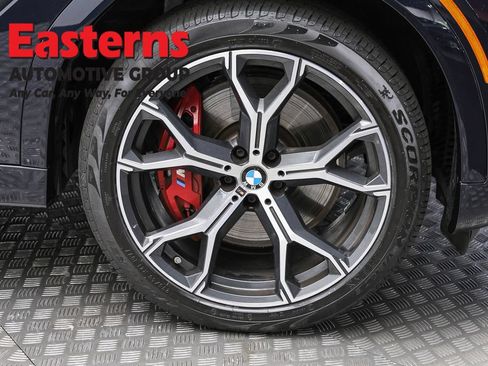 Used 2025 BMW X6 M60i AWD/4WD image 33