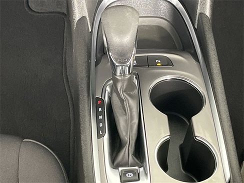 Used 2024 Chevrolet Malibu LT image 19