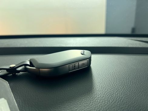 New 2026 Kia Sorento LX image 37