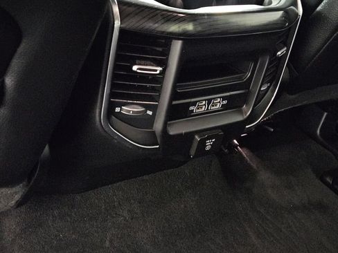 Used 2023 RAM 1500 Laramie AWD/4WD image 26