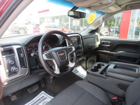 Used 2015 GMC Sierra 1500 SLE w/ SLE Value Package AWD/4WD image 12