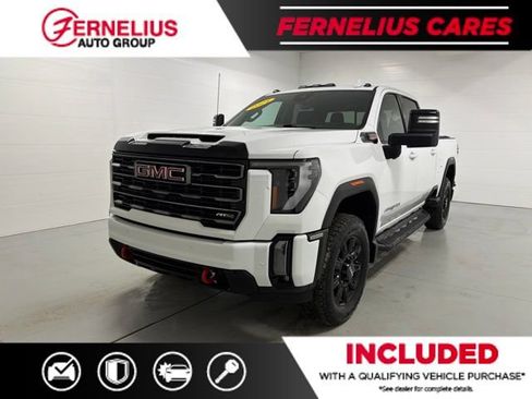 Used 2024 GMC Sierra 3500 AT4 w/ Technology Package AWD/4WD image 3