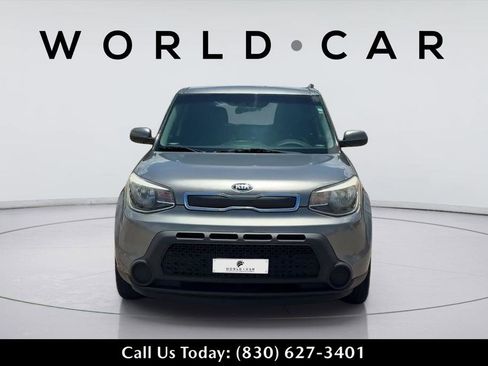 Used 2016 Kia Soul FWD image 2
