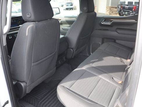 Used 2022 Chevrolet Silverado 1500 LT image 11