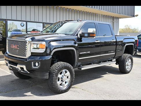 Used 2016 GMC Sierra 2500 Denali w/ Duramax Plus Package image 1