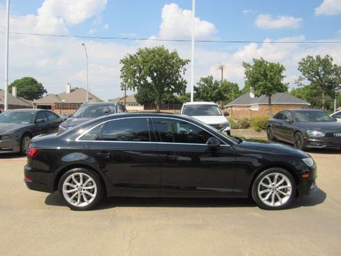 Used 2019 Audi A4 2.0T Premium w/ Convenience Package image 5