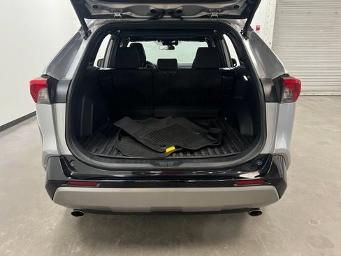 Used 2022 Toyota RAV4 SE w/ Convenience Package AWD/4WD image 25