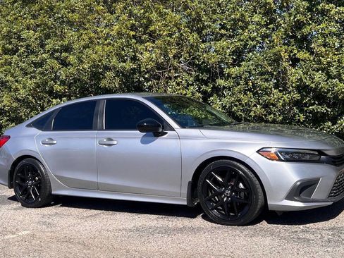 Used 2022 Honda Civic Sport image 10