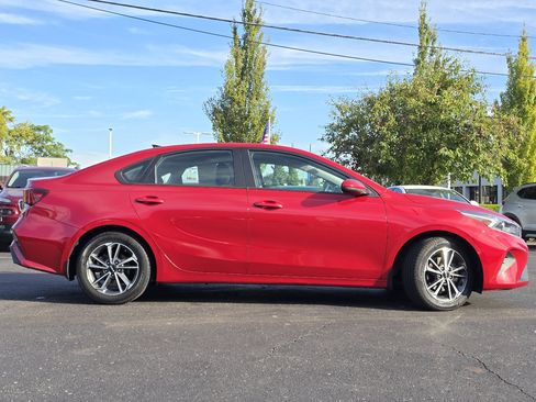 Used 2023 Kia Forte LXS image 21