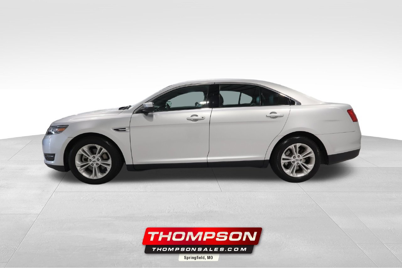 Used 2017 Ford Taurus SEL w/ Equipment Group 201A FWD image 1