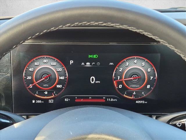 Used 2025 Hyundai Elantra SEL FWD image 11