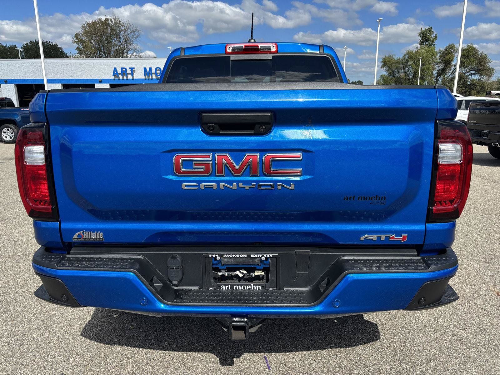 Used 2023 GMC Canyon AT4 w/ AT4 Premium Package AWD/4WD image 6