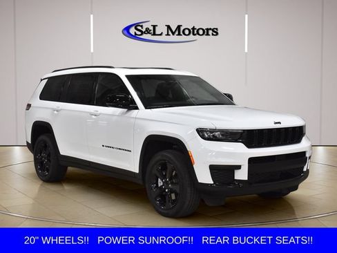 Used 2024 Jeep Grand Cherokee L Altitude AWD/4WD image 1