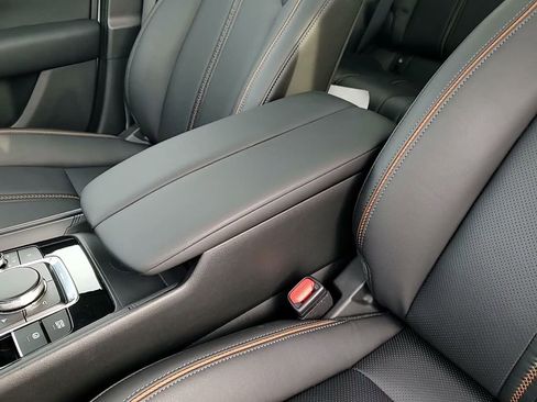 Certified 2025 MAZDA CX-50 2.5 Hybrid w/ Premium Plus Pkg image 21