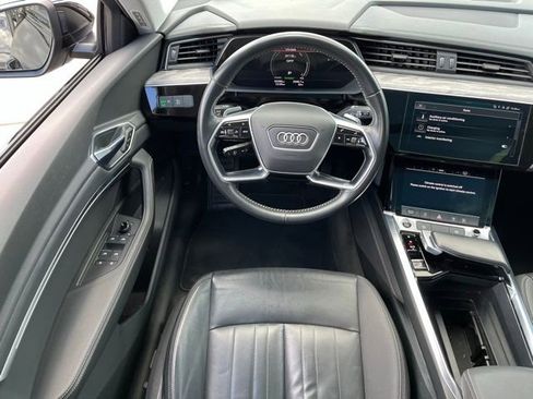 Used 2021 Audi e-tron Premium w/ Convenience Plus Package AWD/4WD image 11