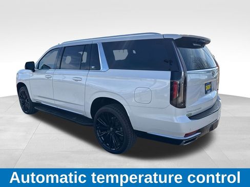 Used 2021 Cadillac Escalade ESV Luxury image 4