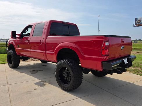Used 2011 Ford F250 Lariat w/ Lariat Interior Pkg AWD/4WD image 8