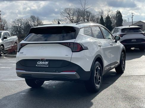 New 2026 Kia Sportage EX image 7