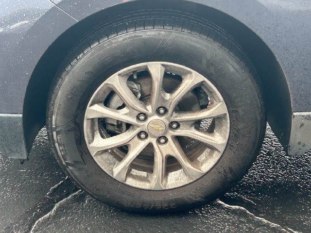 Used 2019 Chevrolet Equinox LT FWD image 11