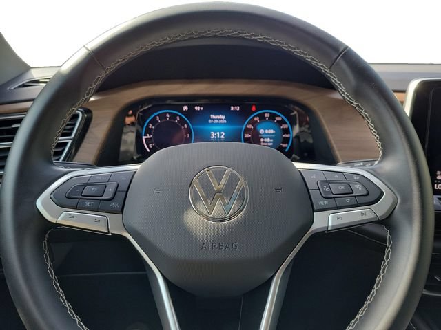 Used 2025 Volkswagen Atlas SE AWD/4WD image 10