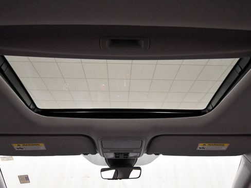 Certified 2024 Honda Odyssey EX-L image 16