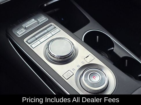 Used 2025 Genesis GV70 2.5T AWD/4WD image 22